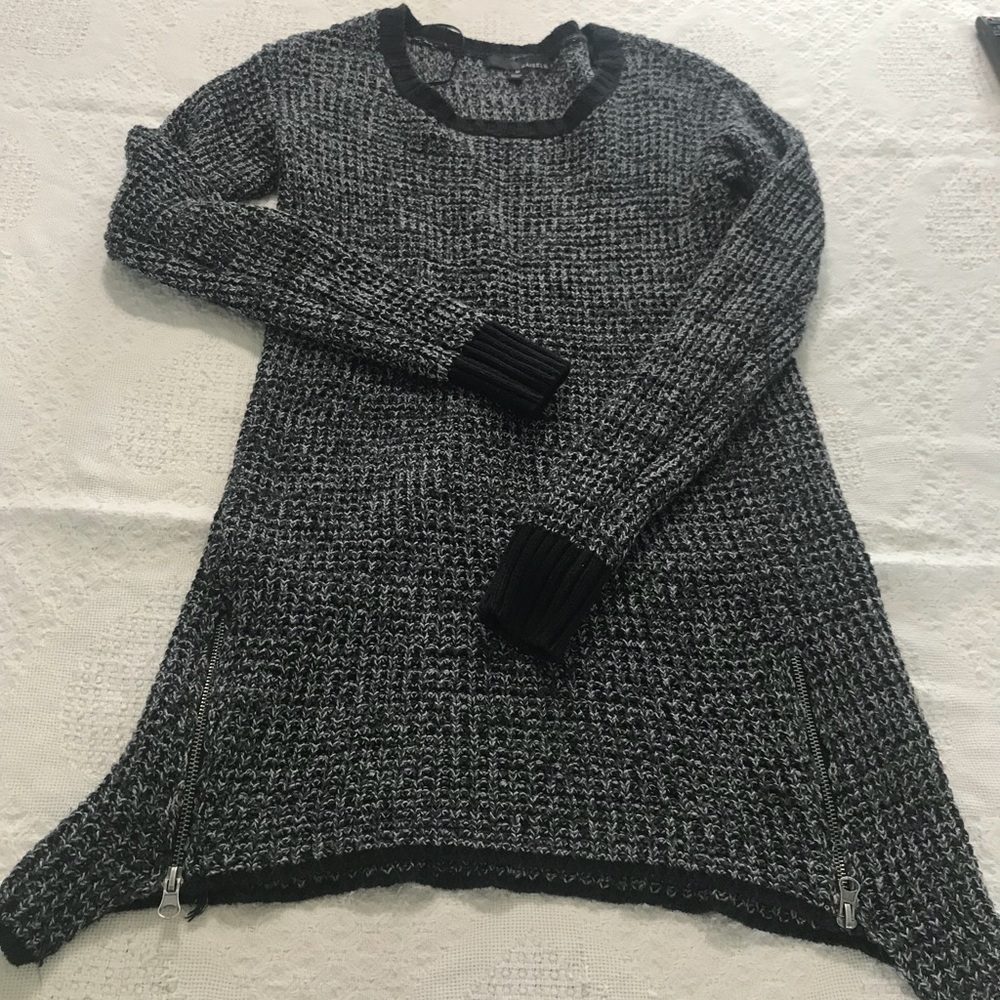 Sweater with zipper detailing - NWOT